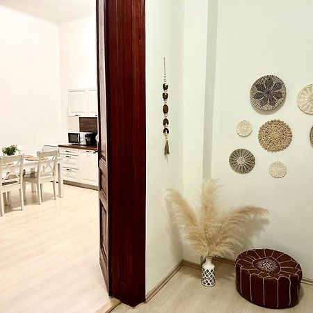 Apartment In Historical Part - Old Town Top Address Bratislava Exterior foto