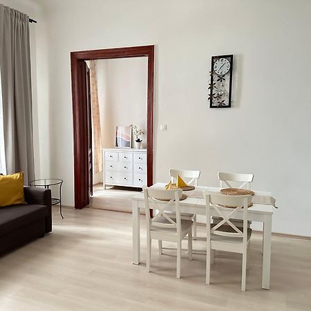 Apartment In Historical Part - Old Town Top Address Bratislava Exterior foto
